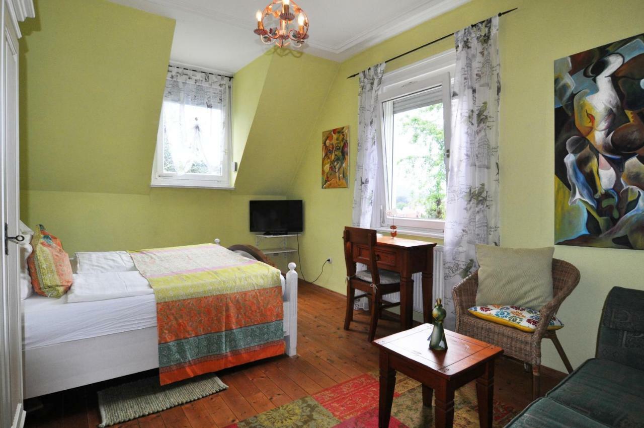Villa LamBa Gastezimmer Lorch Esterno foto