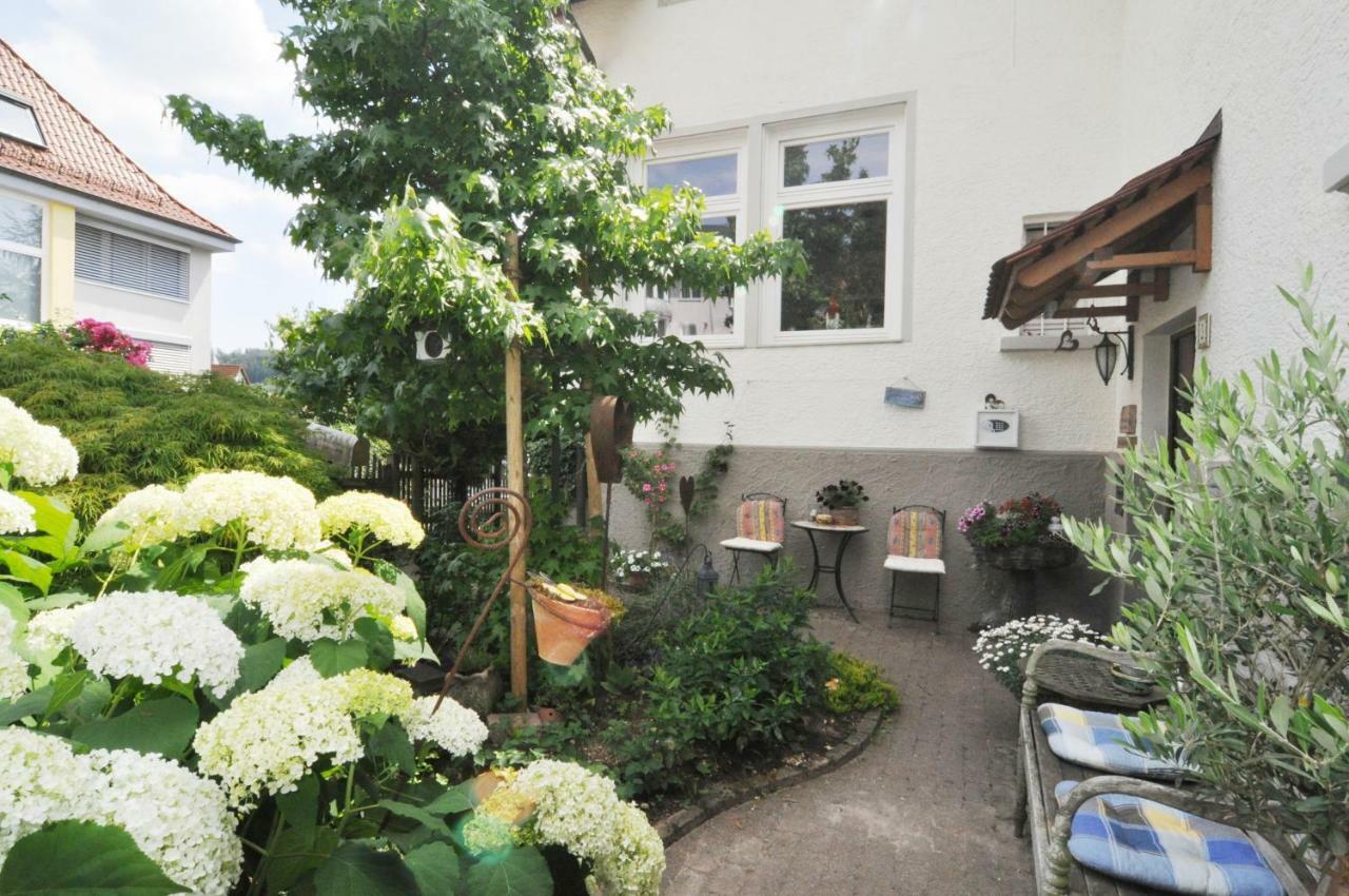 Villa LamBa Gastezimmer Lorch Esterno foto